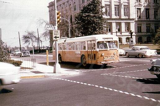 usa_m_atl_ps_1232_hunterwashington_19570409_bv.jpg