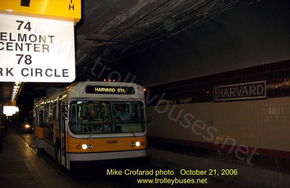 usa_m_bos_bsra2006_flyer_4006_harvsqstanorthbound_20061021_03_mcro.jpg