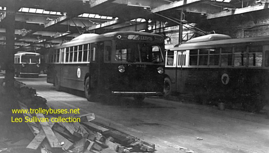 usa_m_bos_ps1_8446_parkstbarn_194902_lsull_513.jpg