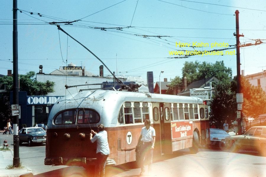 usa_m_bos_ps2_8529_03_harvportal_19760710_harvk.jpg