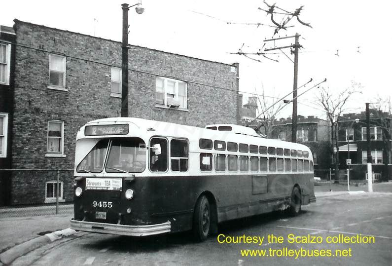 usa_m_chi_mh_9455_frontview_ss.jpg