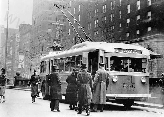 usa_m_cvg_twin_606_northsidefountainsquare_bv.jpg