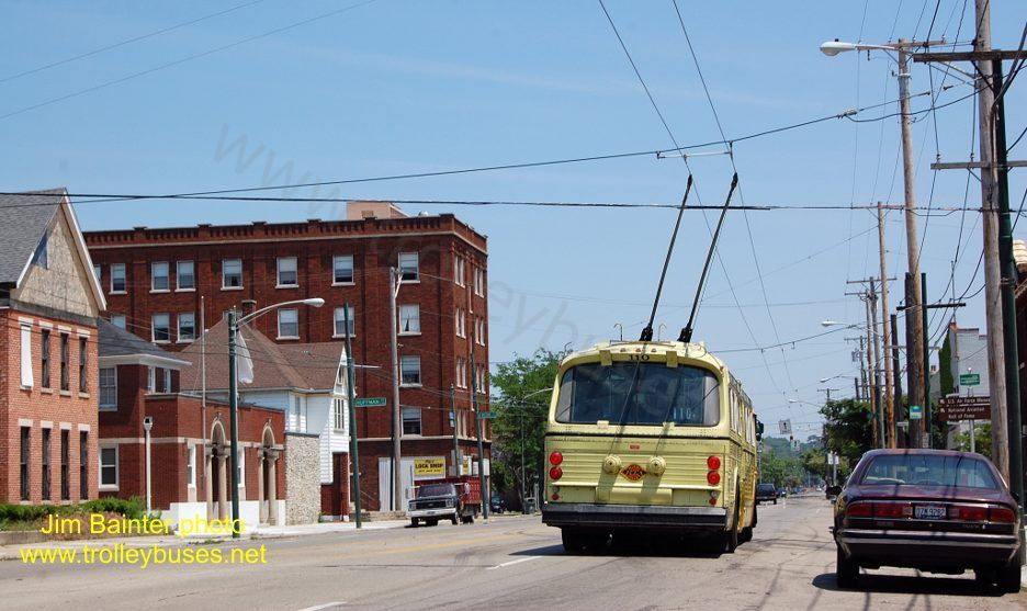 usa_m_day_bbc110fantrip_218_thirdhuffman_20100523_jbaint.jpg