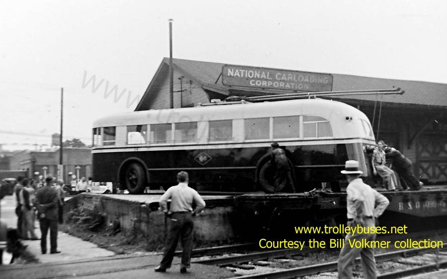 usa_m_day_brill_pr14_offloading_1938_bv.jpg