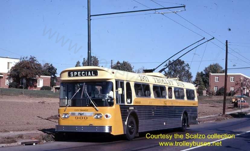 usa_m_day_flyer_900_dannerhochwalt_19711007_ss.jpg