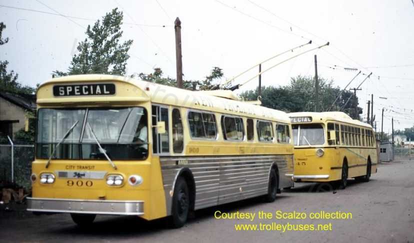 usa_m_day_flyer_900_ps_ct445_westernave_19720708_ss.jpg