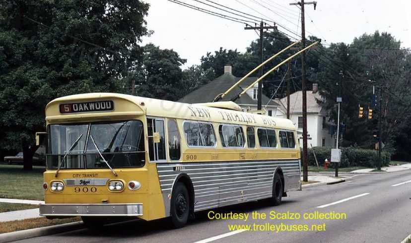 usa_m_day_flyer_900_rt5farhillspark_19720708_ss.jpg