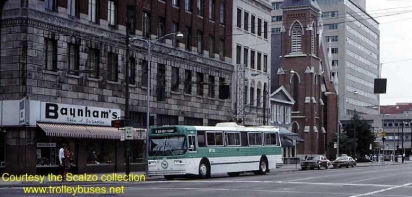 usa_m_day_flyer_949_firstmain_19770619_ss.jpg