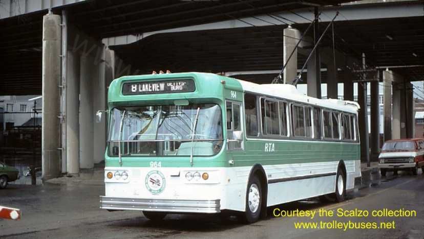 usa_m_day_flyer_964_washingtoncincinnati_19770618_ss.jpg