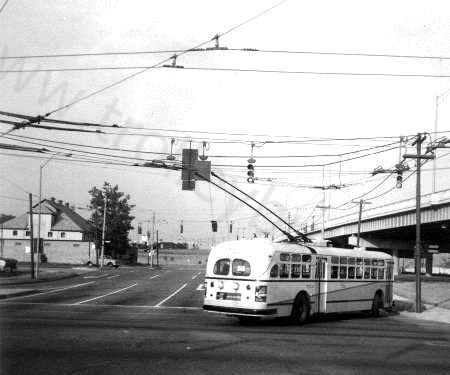 usa_m_day_mh_11_rt5mainwashington_rhkj.jpg