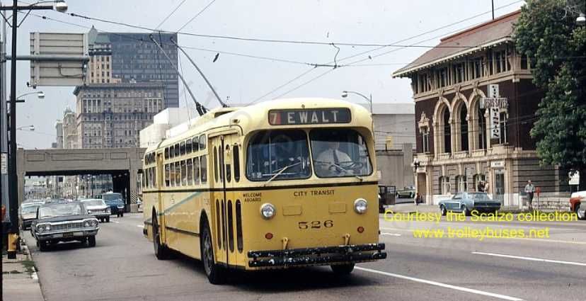 usa_m_day_mh_526_rt7mainfranklin_19720707_ss.jpg