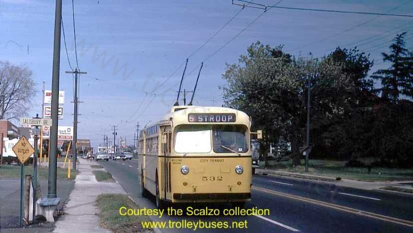 usa_m_day_mh_532_rt5salemsalisbury_19711011_ss.jpg