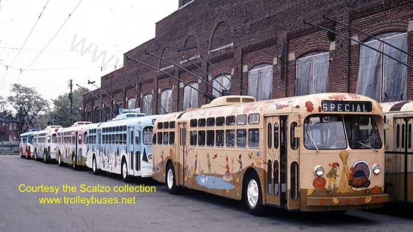 usa_m_day_mh_559_509_561_510_501_westernave_197605_ss.jpg