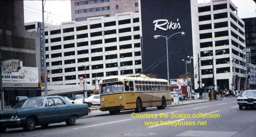 usa_m_day_mh_610_rt8ludlowsecond_19721104_ss.jpg