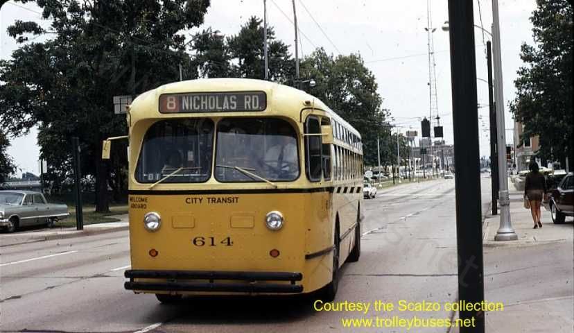 usa_m_day_mh_614_rt8monumentjefferson_19720707_ss.jpg