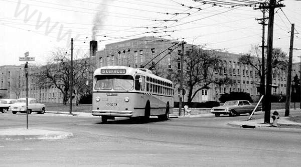 usa_m_day_mh_623_rt5hillcrestphiladelphia_01.jpg
