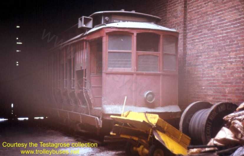 usa_m_day_misc_streetcar_westernav_jt.jpg