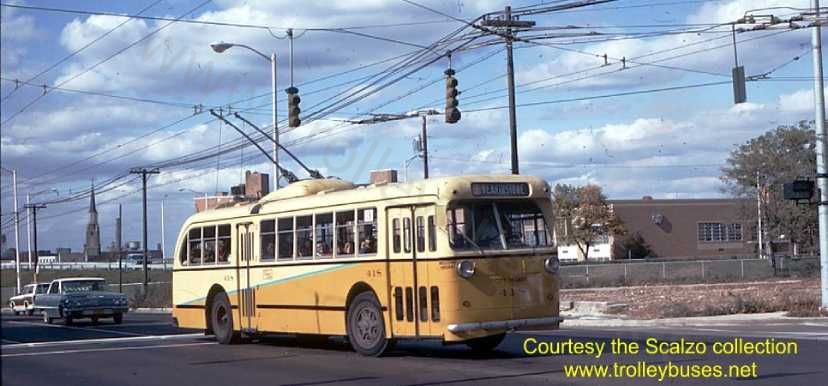 usa_m_day_ps_ct418_waynekeowee_19711007_ss.jpg