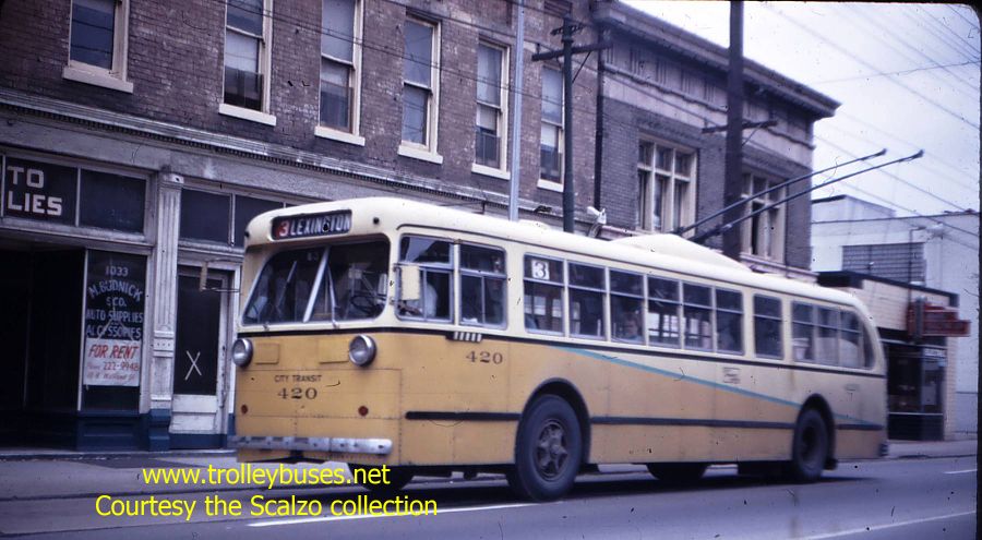 usa_m_day_ps_ct420_rt3thirdshannonwb_196807_ss.jpg
