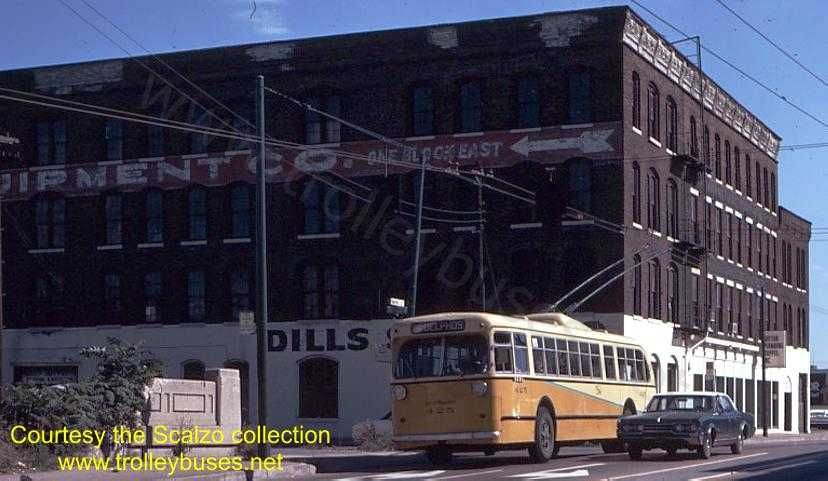 usa_m_day_ps_ct425_waynefourth_19711007_ss.jpg