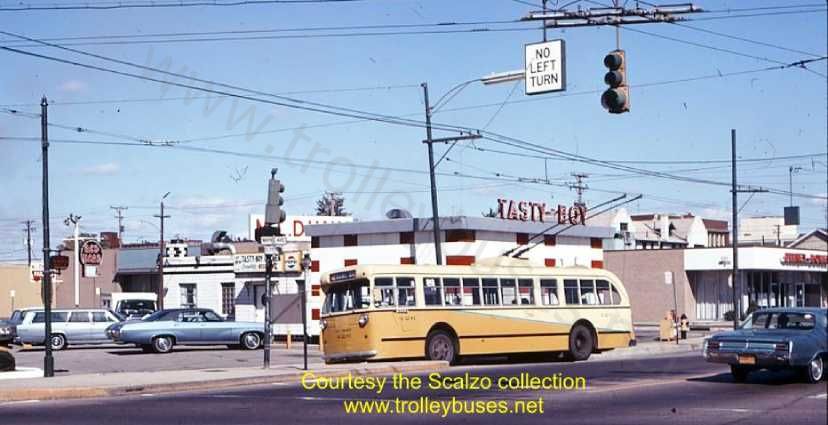 usa_m_day_ps_ct426_fifthwayne_19711007_ss.jpg