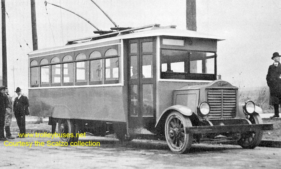usa_m_det_packard_1921demonstrator_builderpoto_04_ss.jpg