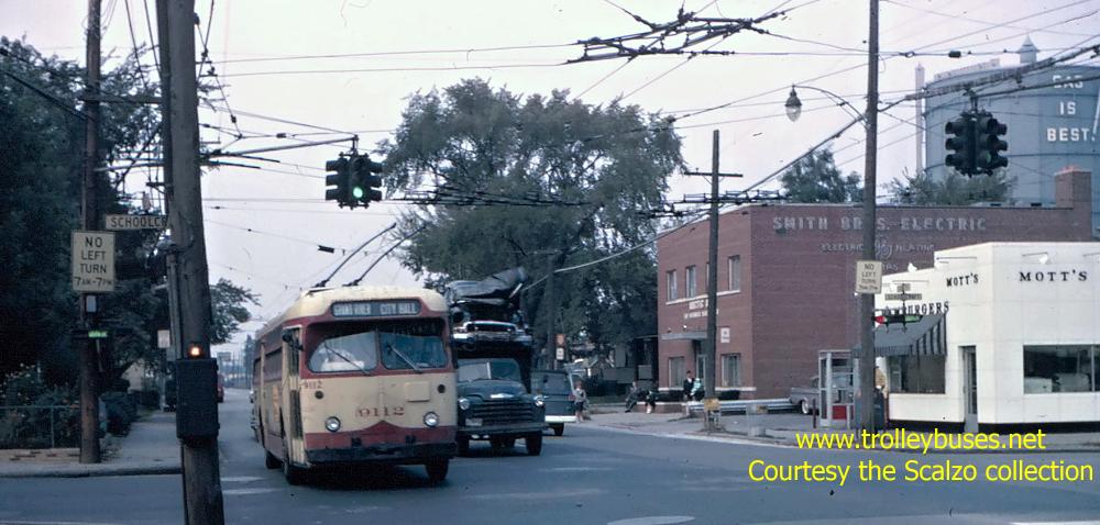 usa_m_det_sl_9112_schaeferschoolcraft_196209_ss.jpg