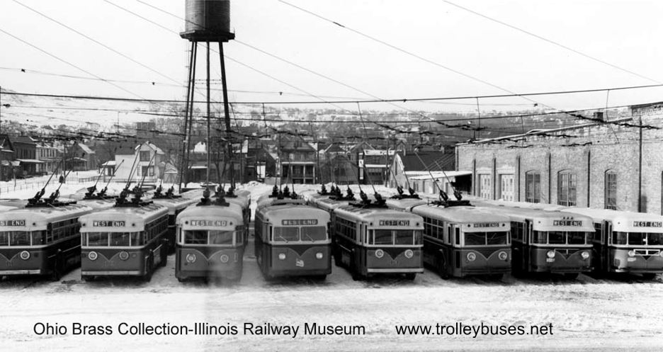 usa_m_dlh_misc_carhouselineup_irm_ss_02.jpg