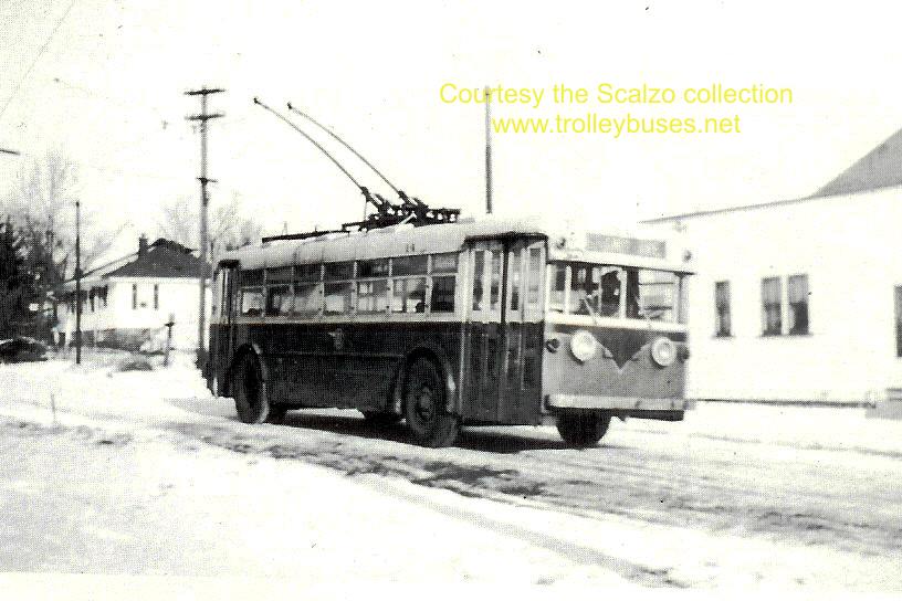usa_m_dlh_twin_014_grandave_194712_ss.jpg