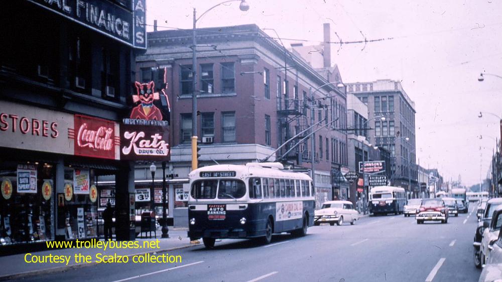 usa_m_dsm_brill_245_locust7theb_195906_ss.jpg
