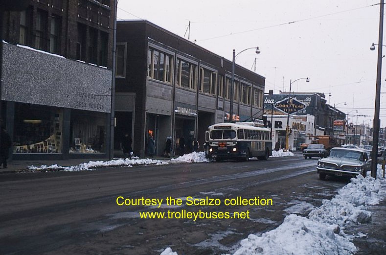 usa_m_dsm_brill_247_locust19th_196204_65_ss.jpg