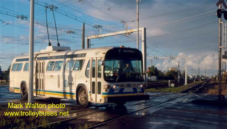 can_m_edm_bbc_197_95stlrtcrossing_198908_mkwalt.jpg