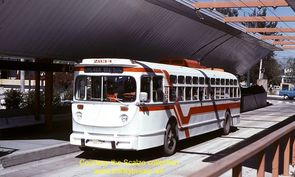 mex_m_gdl_mh_2034_divdelnortestation_19771122_ss.jpg
