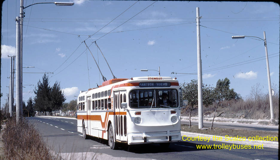 mex_m_gdl_mh_2062_circunvalacionmsrodriguez_19770201_ss.jpg