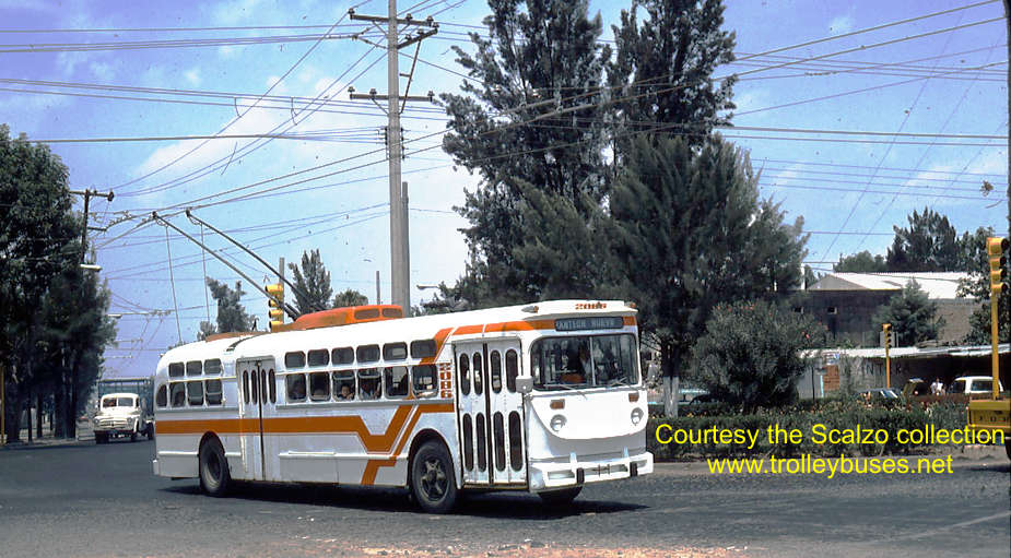 mex_m_gdl_mh_2086_circunvalaciondominguez_19770411_ss.jpg