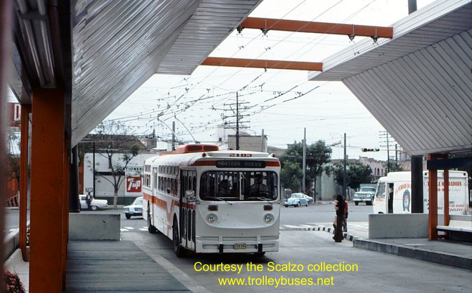 mex_m_gdl_mh_2103_colonsubway_19770411_ss.jpg