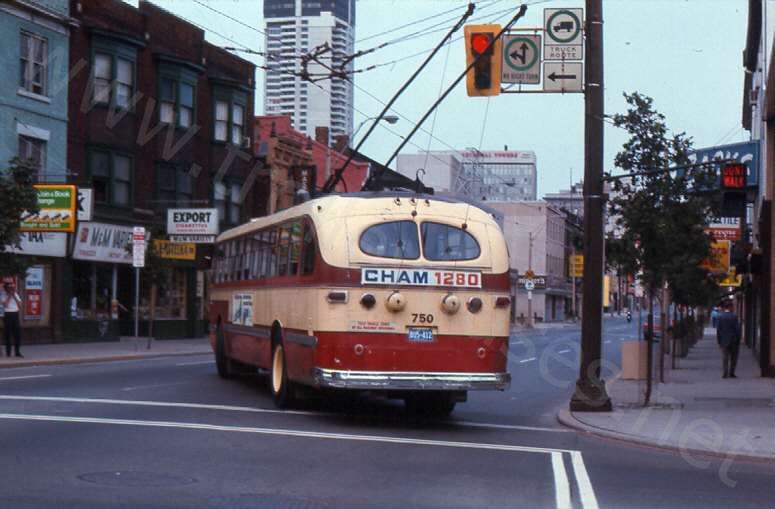 can_m_ham_brill_750_03_rear.jpg