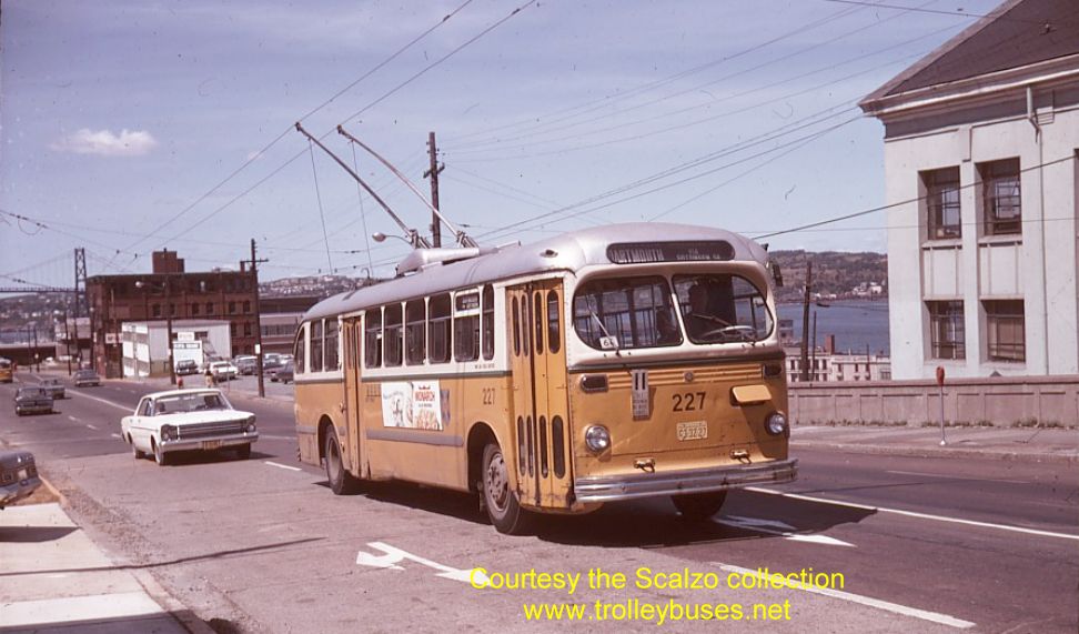 can_m_hfx_brill_227_brunswickstnearduke_19680717_ss.jpg