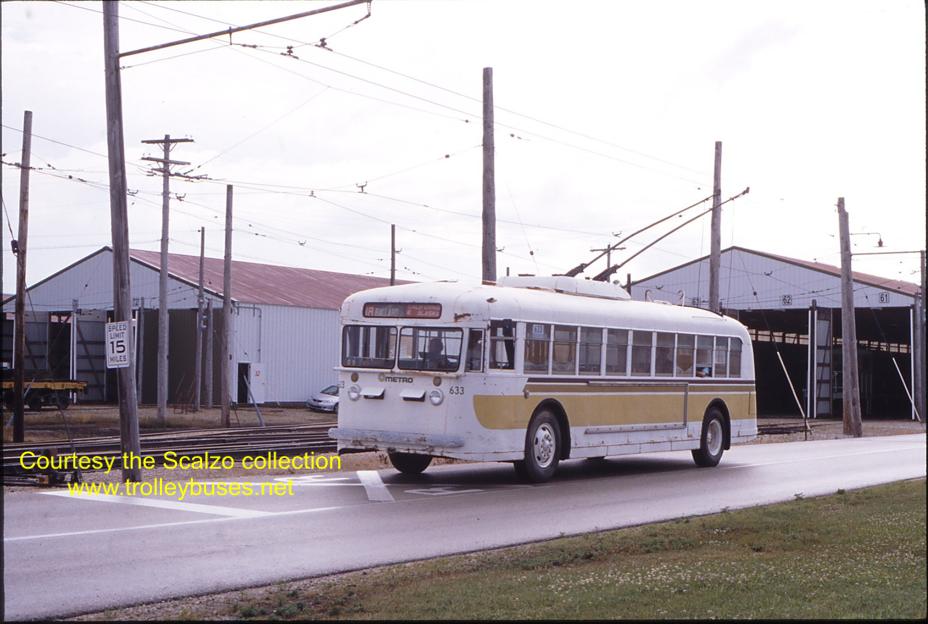 usa_m_irm_twin_633_railroadebcarbarns_20090704_ss.jpg