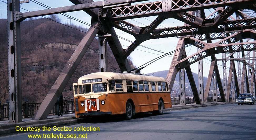 usa_m_jst_brill_710_franklinbridge_19650404_ss.jpg
