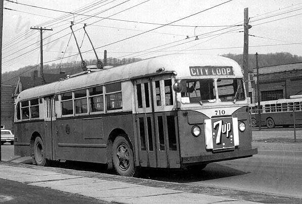usa_m_jst_brill_710_moxhambarnbw_02_19650404_bv.jpg