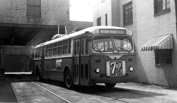 usa_m_jst_brill_733_moxhamgaragebw_19650404_bv.jpg