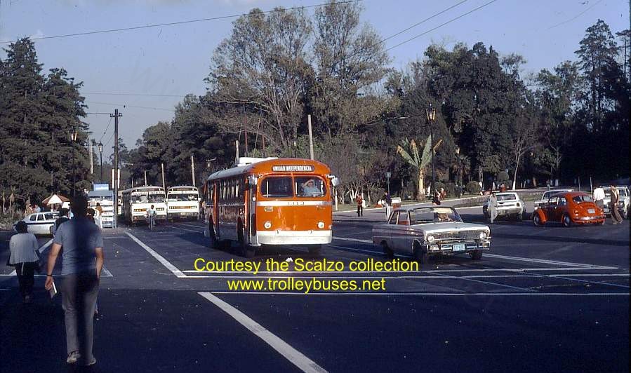 mex_m_mex_brill_3313_hidalgoinsurgentes_19770204_ss.jpg