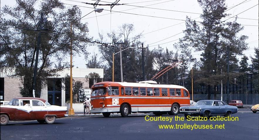 mex_m_mex_brill_3346_quevedouniversidad_19721125_ss.jpg