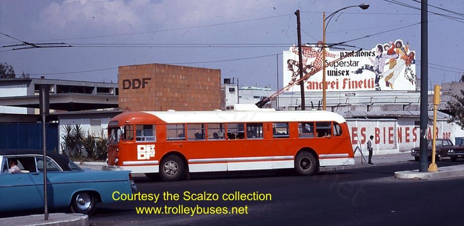 mex_m_mex_brill_3476_puertoaereocalle25_19721130_ss.jpg