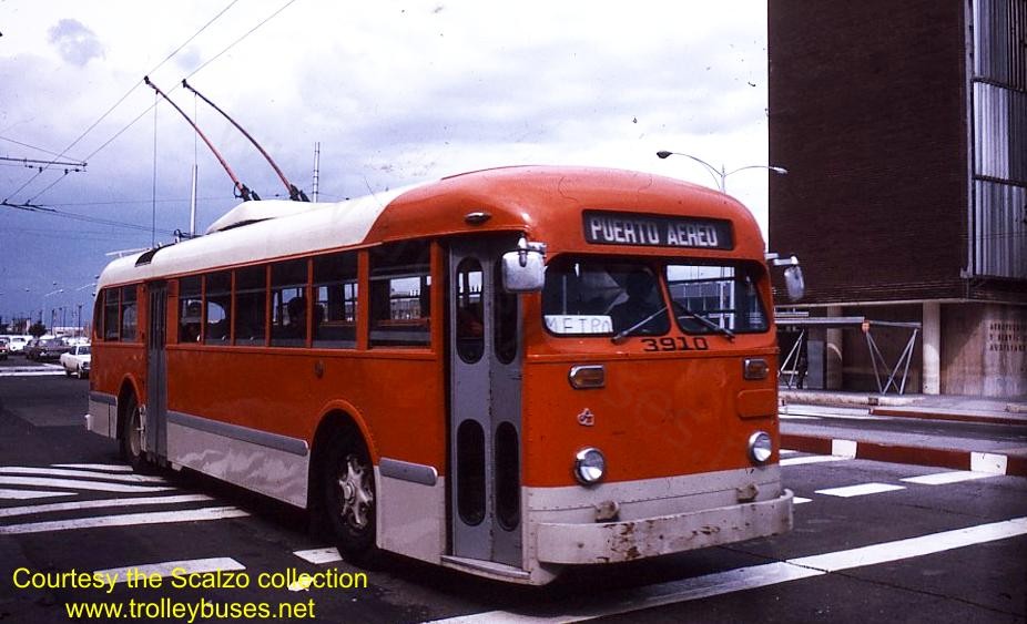 mex_m_mex_brill_3910_puertoaereo_19720703_ss.jpg