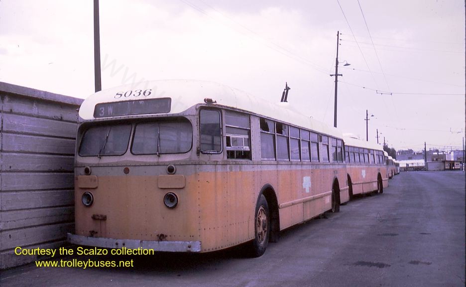 mex_m_mex_brill_3934_azcapotzalcoshop_197105_ss.jpg