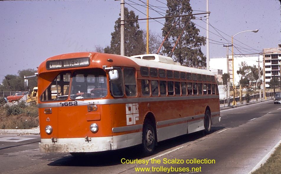 mex_m_mex_mh_3652_universidadmendale_19731121_ss.jpg