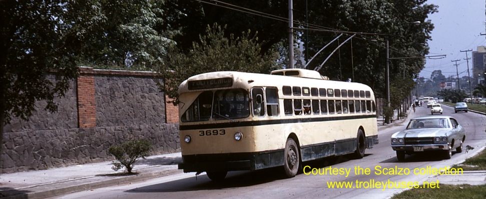 mex_m_mex_mh_3693_universidadjosemollallqui_19700728_ss.jpg