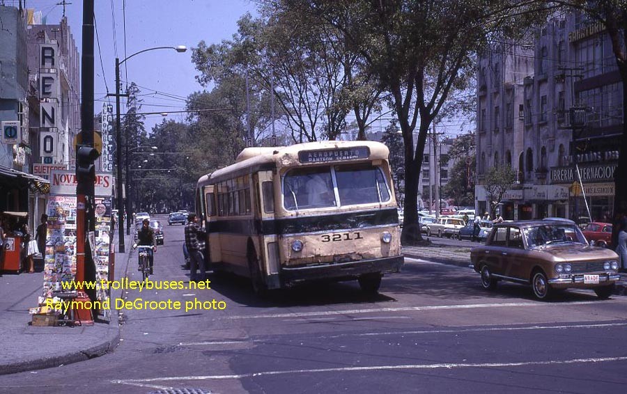 mex_m_mex_ps_3211_sanluisinsurgentessur_19680601_rdg.jpg